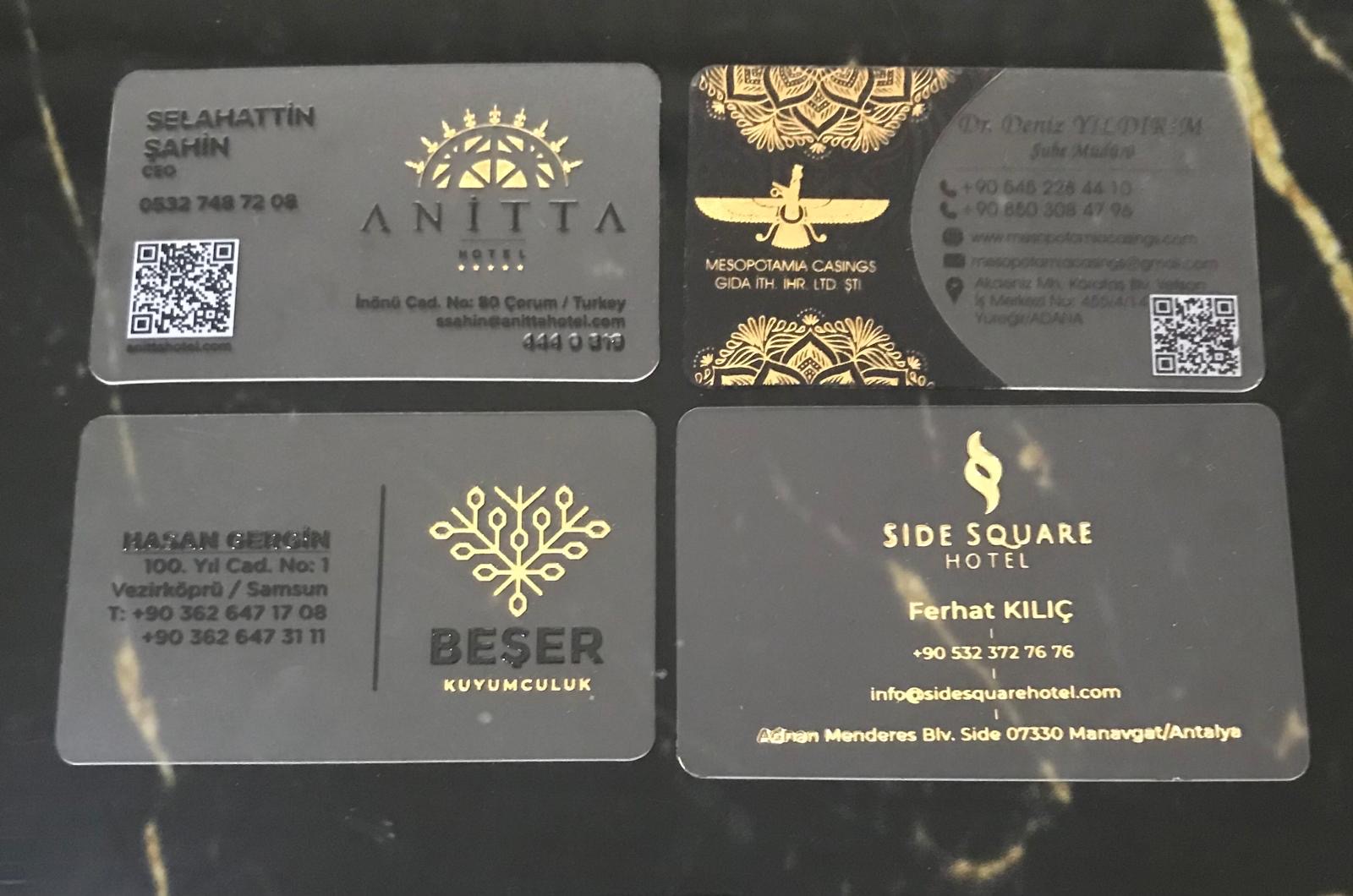 ŞEFFAF KARTVİZİTLER